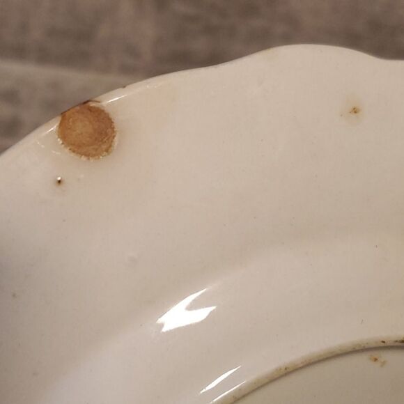 Vintage Scalloped Fruit Salad or Dessert Plate - Picture 4 of 4